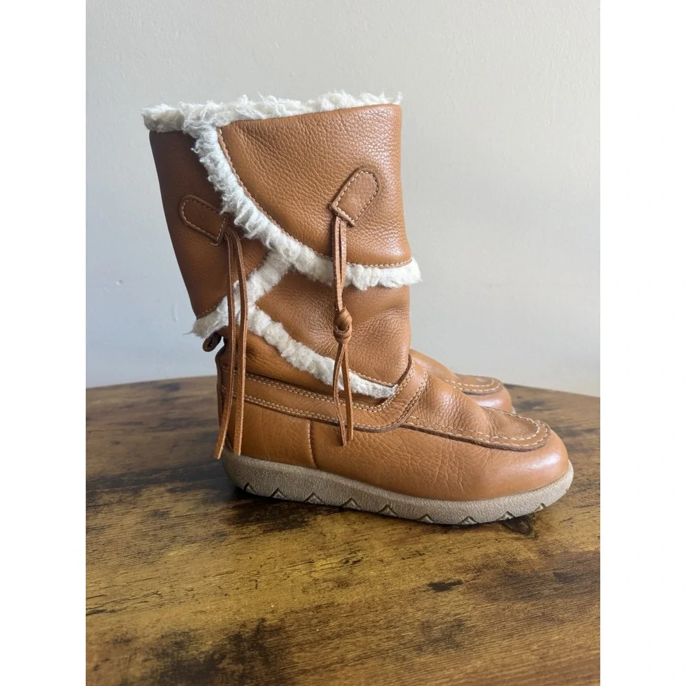 vintage mid-calf winter mukluk boot Made In Canada Women's Size 7